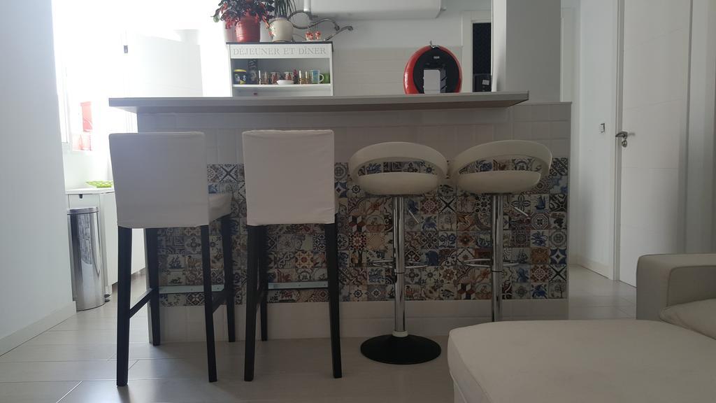 Oyo Guest House Duc De Gaeta Valencia Kültér fotó